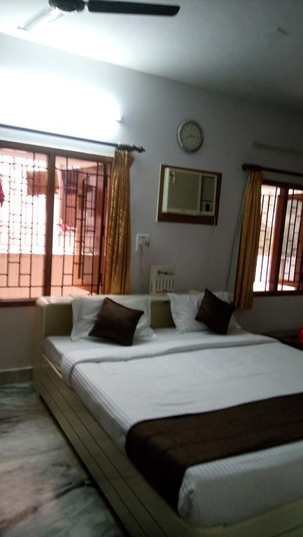 Guest house Thangam Residency